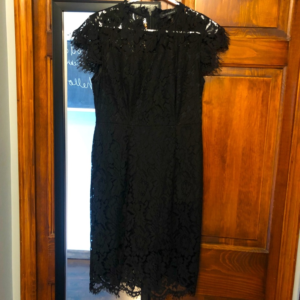 Merokeety little black dress. Lace!